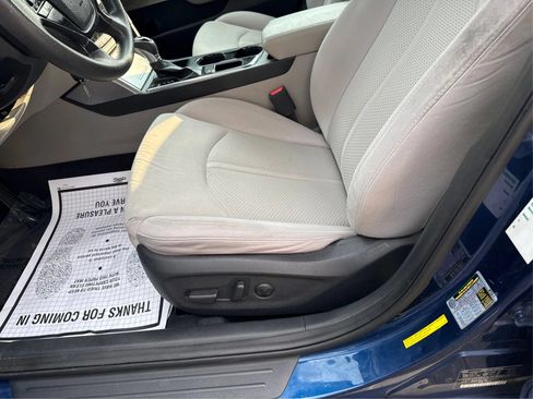 Used 2017 Hyundai Sonata Sport FWD image 18