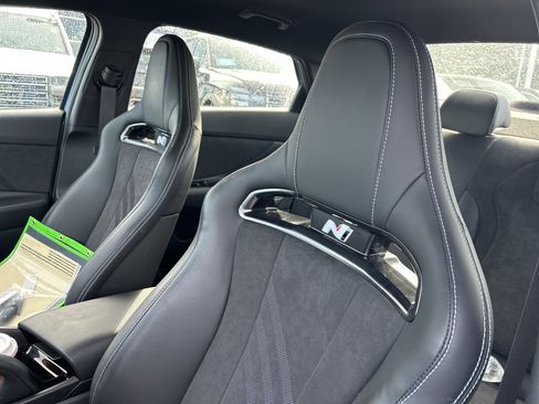 Used 2025 Hyundai Elantra N image 23