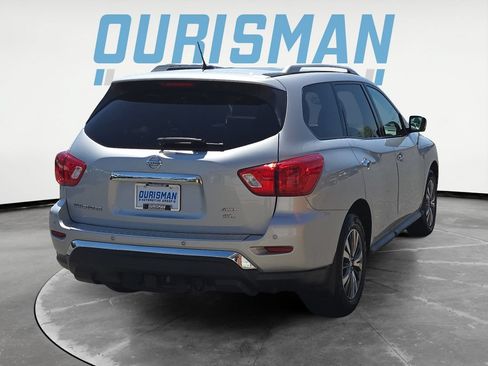 Used 2017 Nissan Pathfinder SL w/ SL Premium Package AWD/4WD image 6