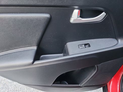 Used 2014 Kia Sportage LX image 26