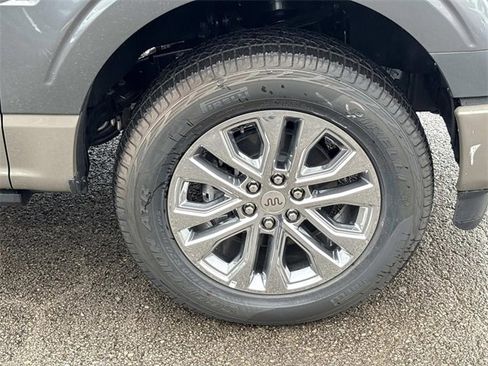 New 2025 Ford F150 King Ranch w/ FX4 Off-Road Package image 9