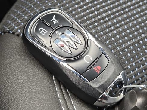 New 2026 Buick Envista Preferred w/ Convenience I Package FWD image 32