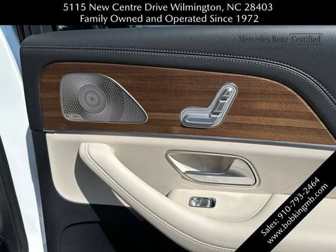 Used 2025 Mercedes-Benz GLS 450 4MATIC image 37