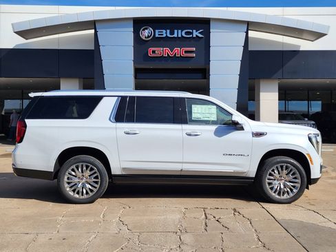 New 2026 GMC Yukon XL Denali w/ Sun & Power Step Package image 2