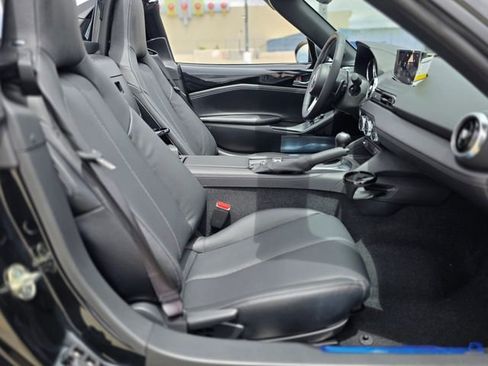 New 2026 MAZDA MX-5 Miata RF Grand Touring RWD image 10
