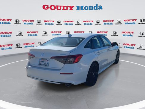 Used 2022 Honda Civic Sport image 8