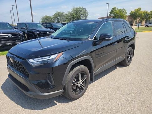 Certified 2025 Toyota RAV4 XLE w/ Convenience Package AWD/4WD image 3