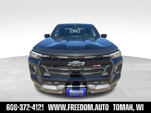 Used 2023 Chevrolet Colorado Z71 w/ Z71 Convenience Package 2 AWD/4WD image 8
