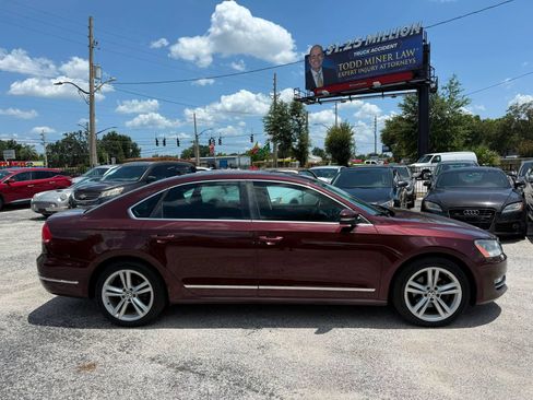 Used 2013 Volkswagen Passat TDI SE FWD image 2