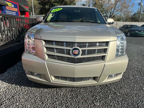 Used 2013 Cadillac Escalade ESV Premium image 14