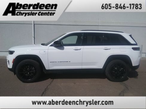 Used 2022 Jeep Grand Cherokee Limited 4xe image 1
