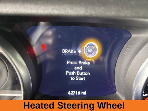 Used 2021 Jeep Gladiator Overland image 15