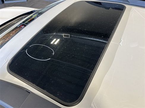 New 2025 Subaru Outback Limited XT image 9