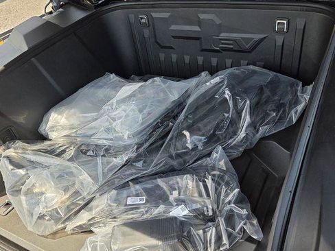 New 2026 GMC Hummer EV 4x4 Crew Cab image 22