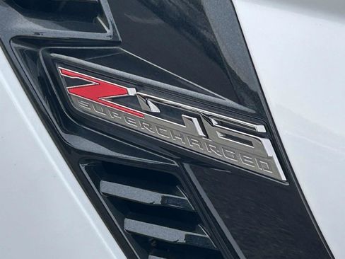 Used 2016 Chevrolet Corvette Z06 w/ 2LZ Preferred Equipment Group image 29