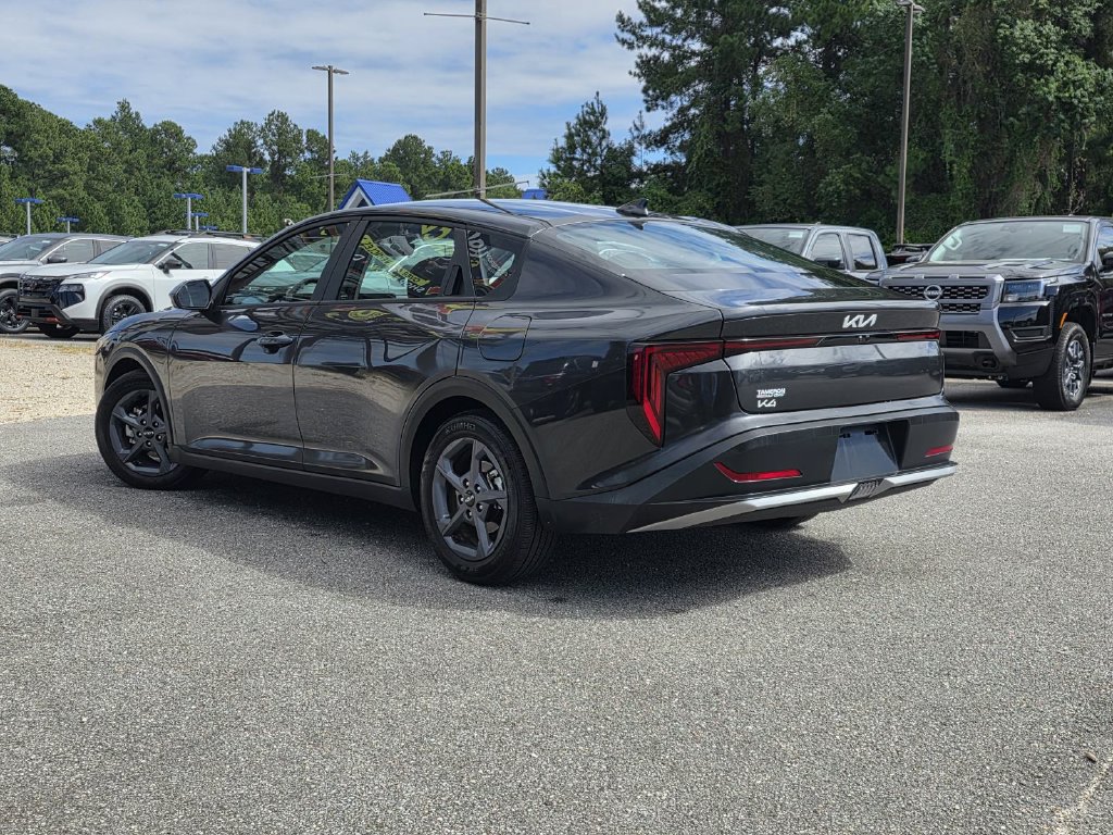 Used 2025 Kia K4 FWD image 4