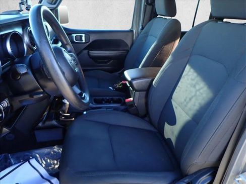 Used 2020 Jeep Wrangler Unlimited Sport image 11