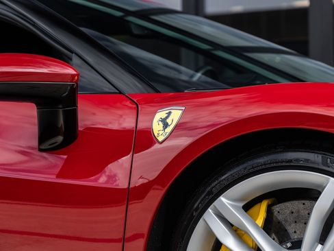 Used 2022 Ferrari 296 GTB RWD image 24