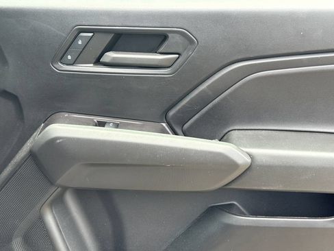 Used 2024 Chevrolet Colorado W/T RWD image 14