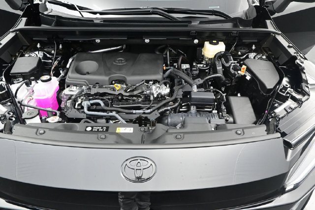 New 2026 Toyota RAV4 XSE AWD/4WD image 18