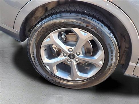 Used 2024 Ford Escape ST-Line w/ Tech Pack #1 image 9
