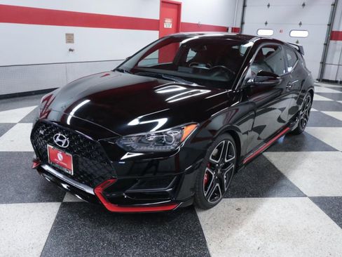 Used 2021 Hyundai Veloster N image 5