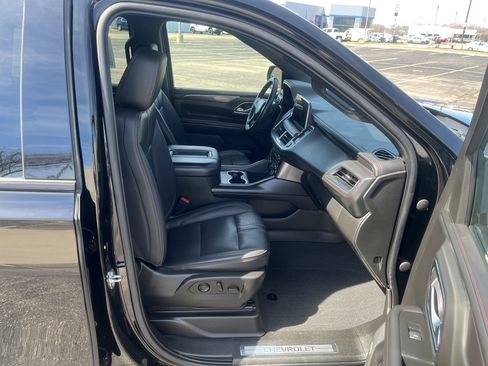 Used 2022 Chevrolet Tahoe RST w/ Luxury Package image 21