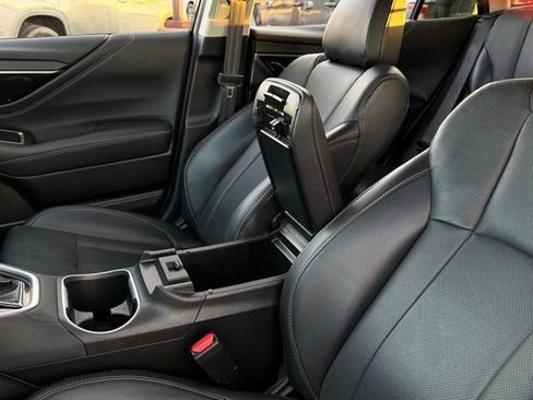 Used 2022 Subaru Outback Limited image 27