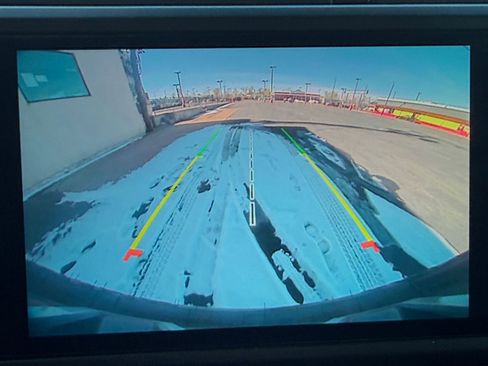 Used 2025 Jeep Wrangler Willys image 24