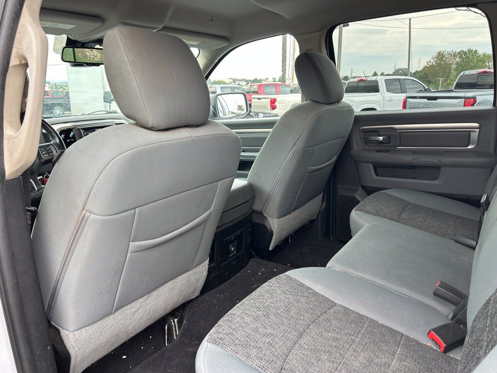 Used 2019 RAM 1500 Classic SLT AWD/4WD image 27