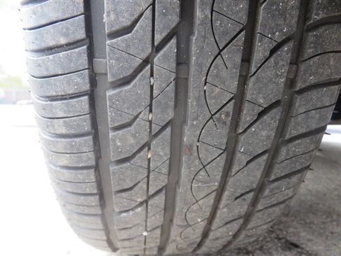 Used 2011 Chevrolet HHR LT FWD image 32