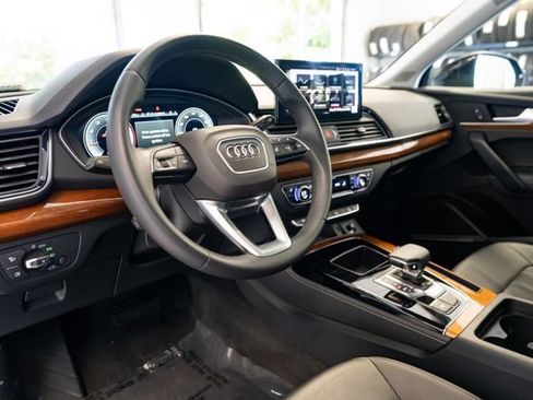 Certified 2024 Audi Q5 2.0T Premium Plus w/ Premium Plus Package AWD/4WD image 25