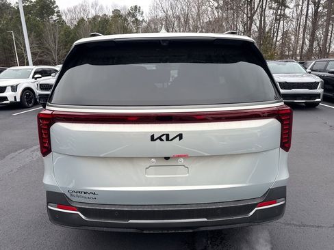 New 2026 Kia Carnival SX Prestige image 18