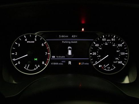 Used 2023 Nissan Rogue SV w/ SV Premium B Package image 34