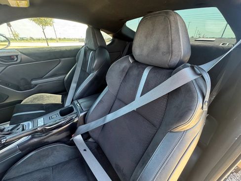 Used 2023 Toyota GR86 Premium RWD image 20