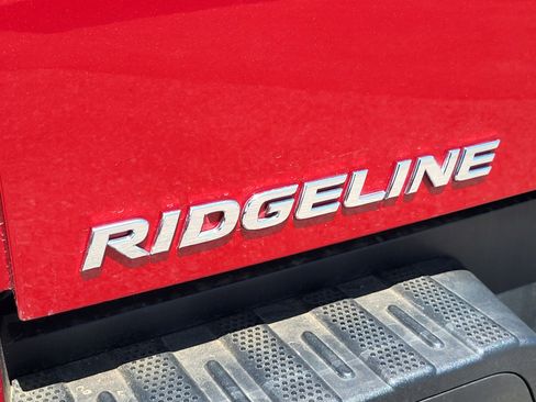 Used 2021 Honda Ridgeline Sport image 12