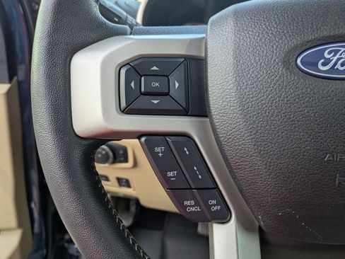 Used 2019 Ford F250 Lariat w/ Lariat Ultimate Package image 19