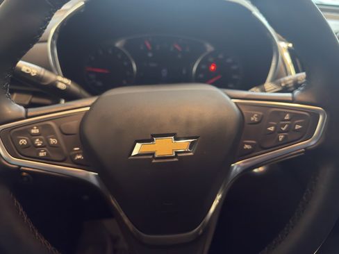 Used 2023 Chevrolet Equinox LT image 22