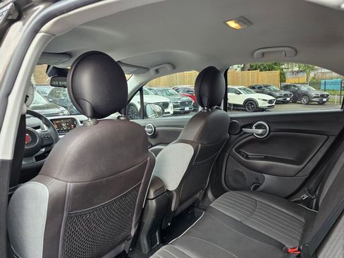 Used 2016 FIAT 500X Lounge image 19