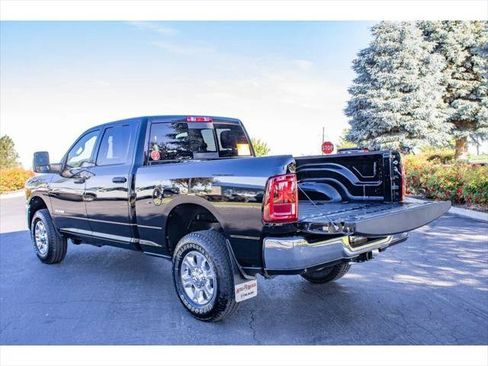 Certified 2025 RAM 2500 Big Horn AWD/4WD image 9