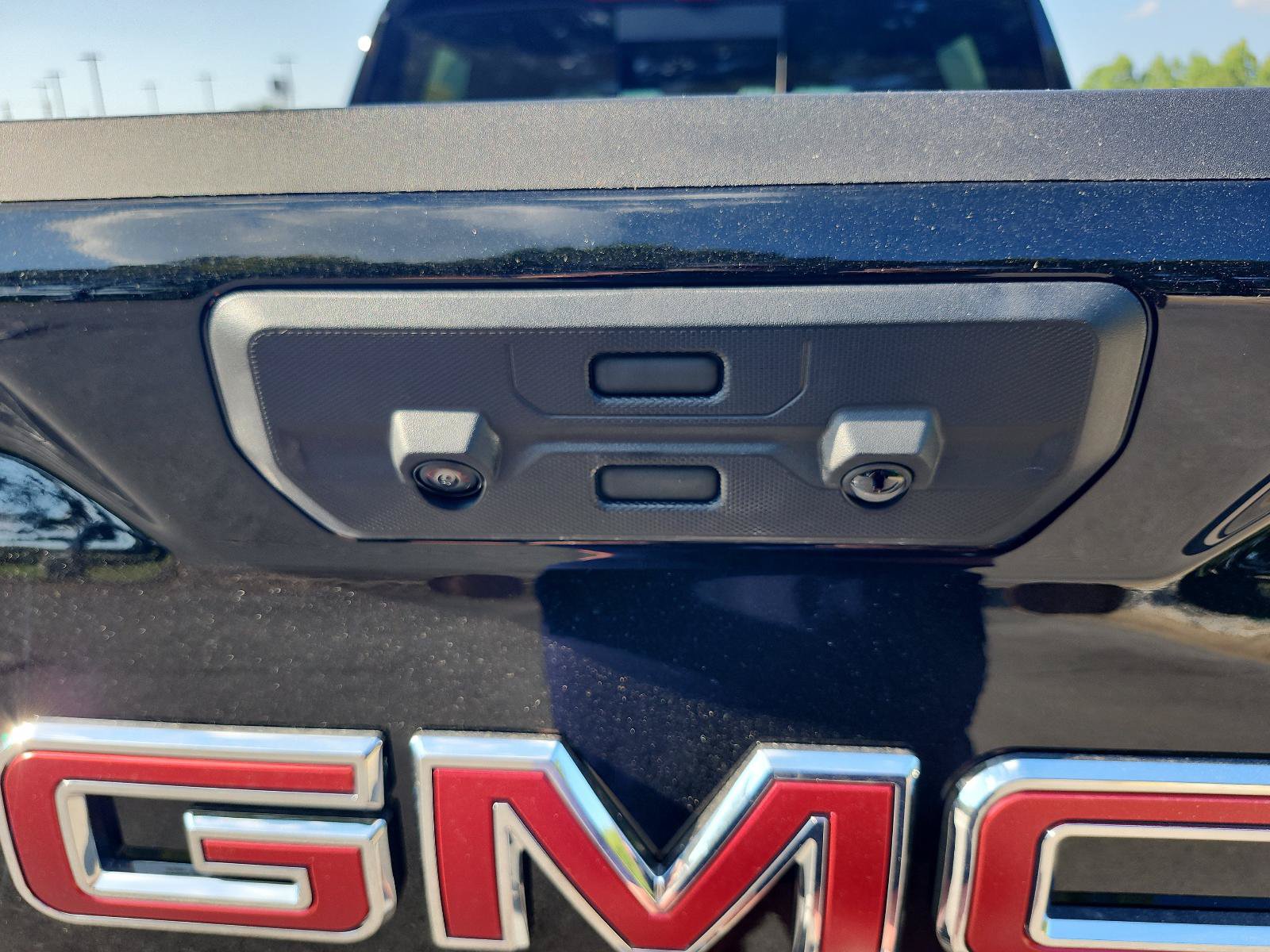 New 2026 GMC Sierra 1500 AT4 w/ AT4 Premium Package AWD/4WD image 9