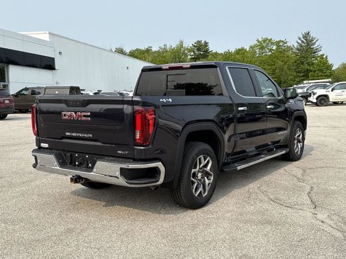 Used 2022 GMC Sierra 1500 SLT w/ SLT Premium Plus Package image 8
