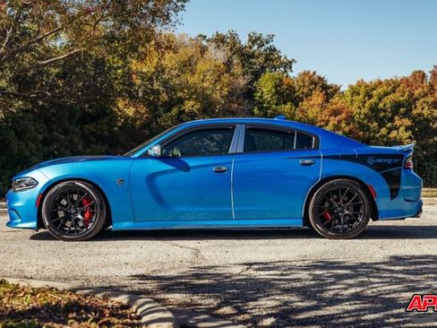 Used 2015 Dodge Charger SRT Hellcat image 11