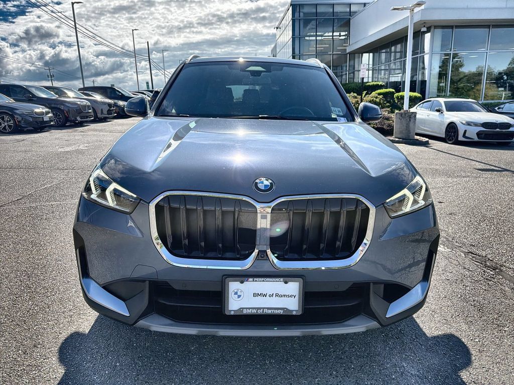 Used 2023 BMW X1 xDrive28i AWD/4WD image 14