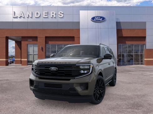 New 2026 Ford Expedition Platinum w/ Stealth Performance Package AWD/4WD image 2