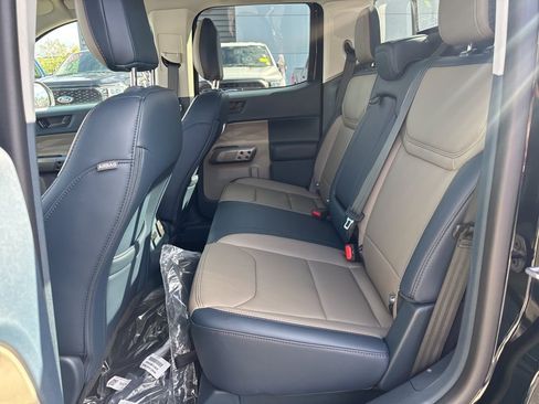 New 2025 Ford Maverick Lariat image 20