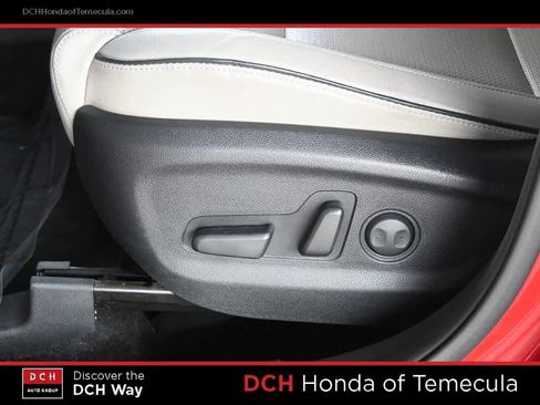 Used 2022 Kia Sportage EX w/ EX Technology Package image 17