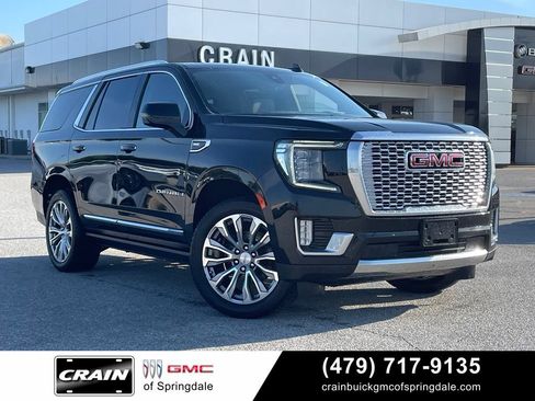 Used 2022 GMC Yukon Denali w/ Denali Premium Package AWD/4WD image 1