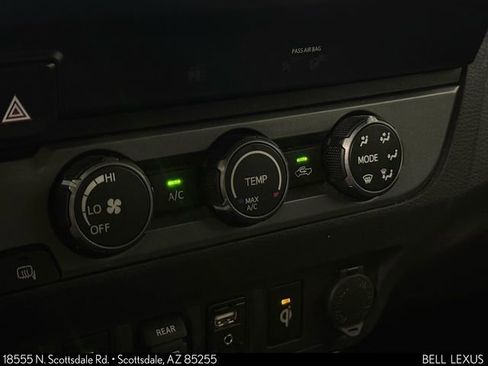 Used 2019 Toyota Tacoma TRD Sport w/ Technology Package image 22