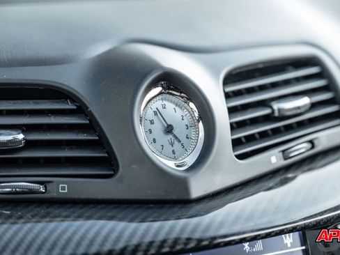 Used 2017 Maserati GranTurismo MC image 12